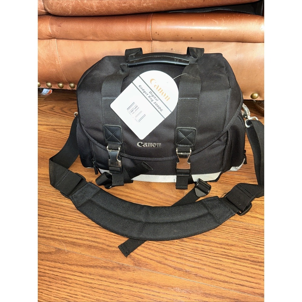 NWT Canon 200DG Digital SLR Large Camera & Lens Case Gadget Bag Shoulder Strap